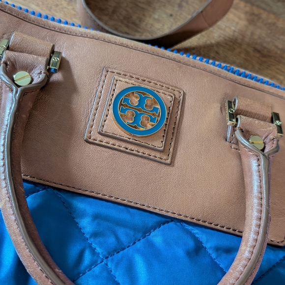 Blue and Brown Quilted Tote Bag - Picture 9 of 16